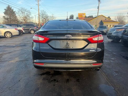 Used 2013 Ford Fusion SE image 8