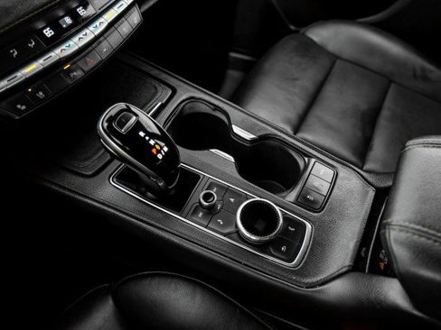 Used 2020 Cadillac XT4 Sport image 24