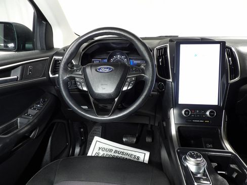 Used 2022 Ford Edge SE AWD/4WD image 13