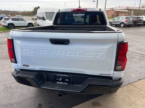 New 2026 Chevrolet Colorado ZR2 w/ Technology Package AWD/4WD image 8