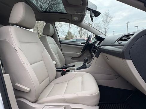 Used 2015 Volkswagen Golf SE w/ Golf Sport Package image 26