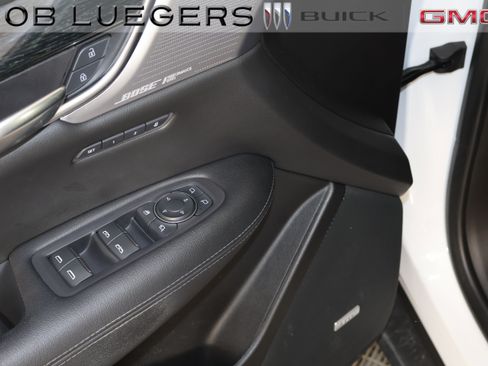 Used 2020 Cadillac XT5 Premium Luxury FWD image 7