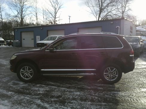 Used 2008 Volkswagen Touareg V6 image 7