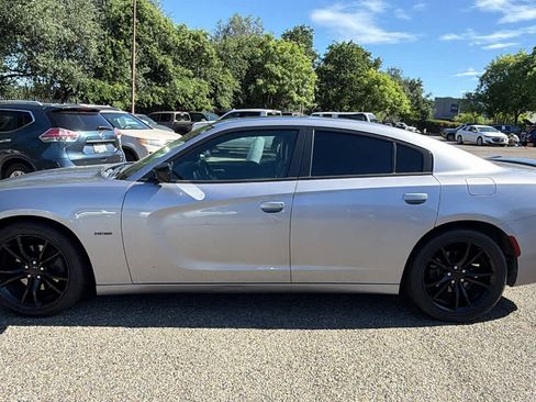 Used 2016 Dodge Charger R/T w/ Plus Group RWD image 8