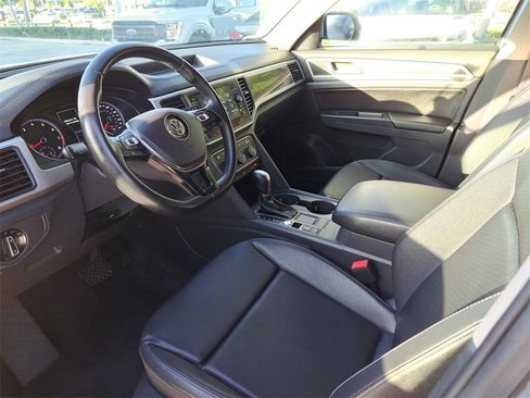 Used 2018 Volkswagen Atlas SE image 14