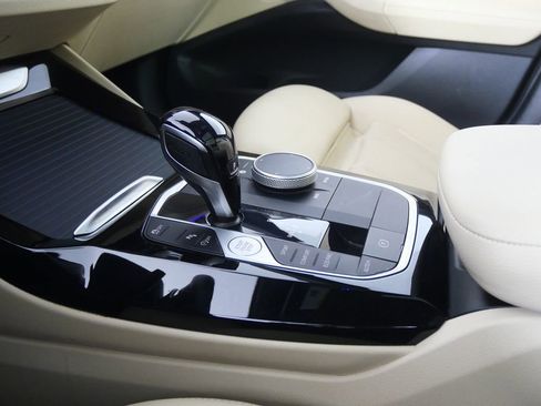 Used 2022 BMW X3 sDrive30i w/ Premium Package 2 (ZPA) image 26