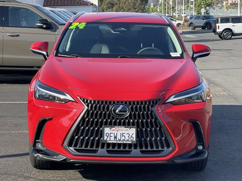 Used 2024 Lexus NX 250 FWD image 2