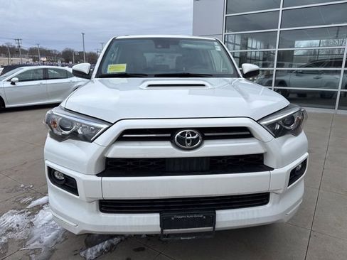 Used 2023 Toyota 4Runner TRD Sport image 2