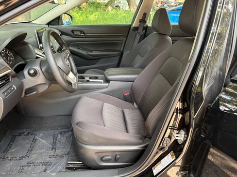 Used 2026 Nissan Altima 2.5 SV FWD image 26