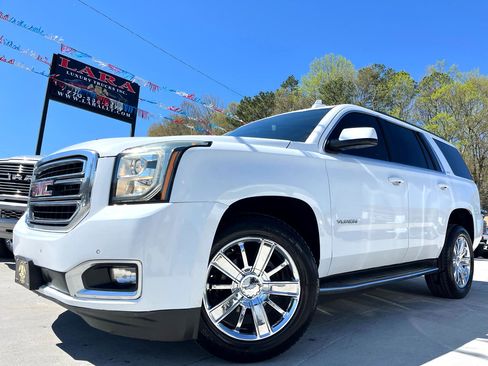 Used 2016 GMC Yukon SLT image 3