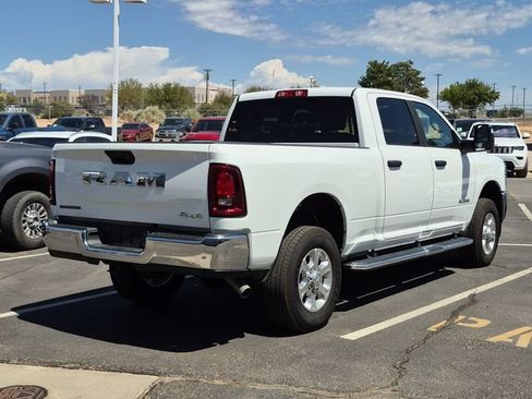 Certified 2025 RAM 2500 Big Horn AWD/4WD image 9
