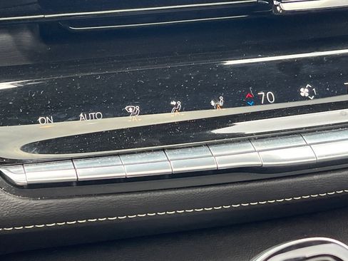 Used 2023 Cadillac Escalade ESV Sport w/ Touring Package image 29