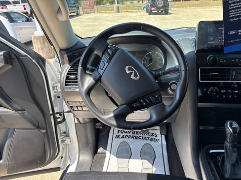 Used 2022 INFINITI QX80 Luxe w/ Cargo Package RWD image 15