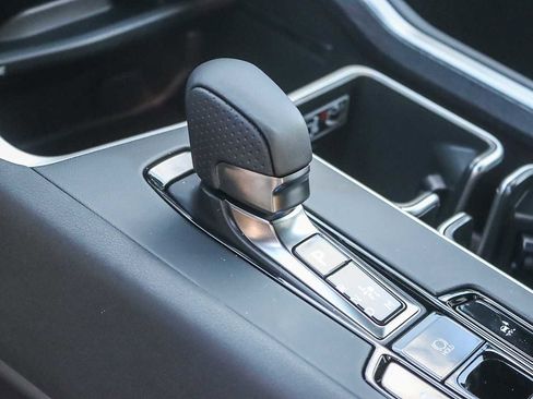 New 2026 Lexus TX 500h AWD image 19