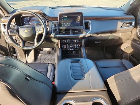 Certified 2024 Chevrolet Suburban High Country image 20