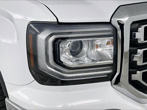 Used 2017 GMC Sierra 1500 REG CAB 2WD 133.0 image 29