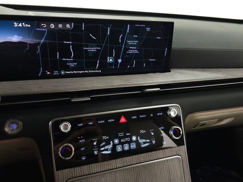 New 2026 Genesis GV80 2.5T Advanced image 17