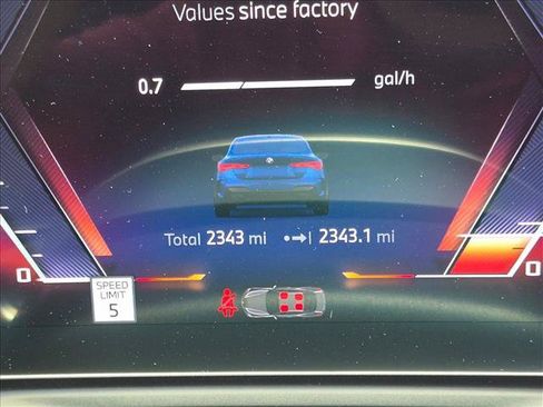Used 2026 BMW M440i Coupe RWD image 5