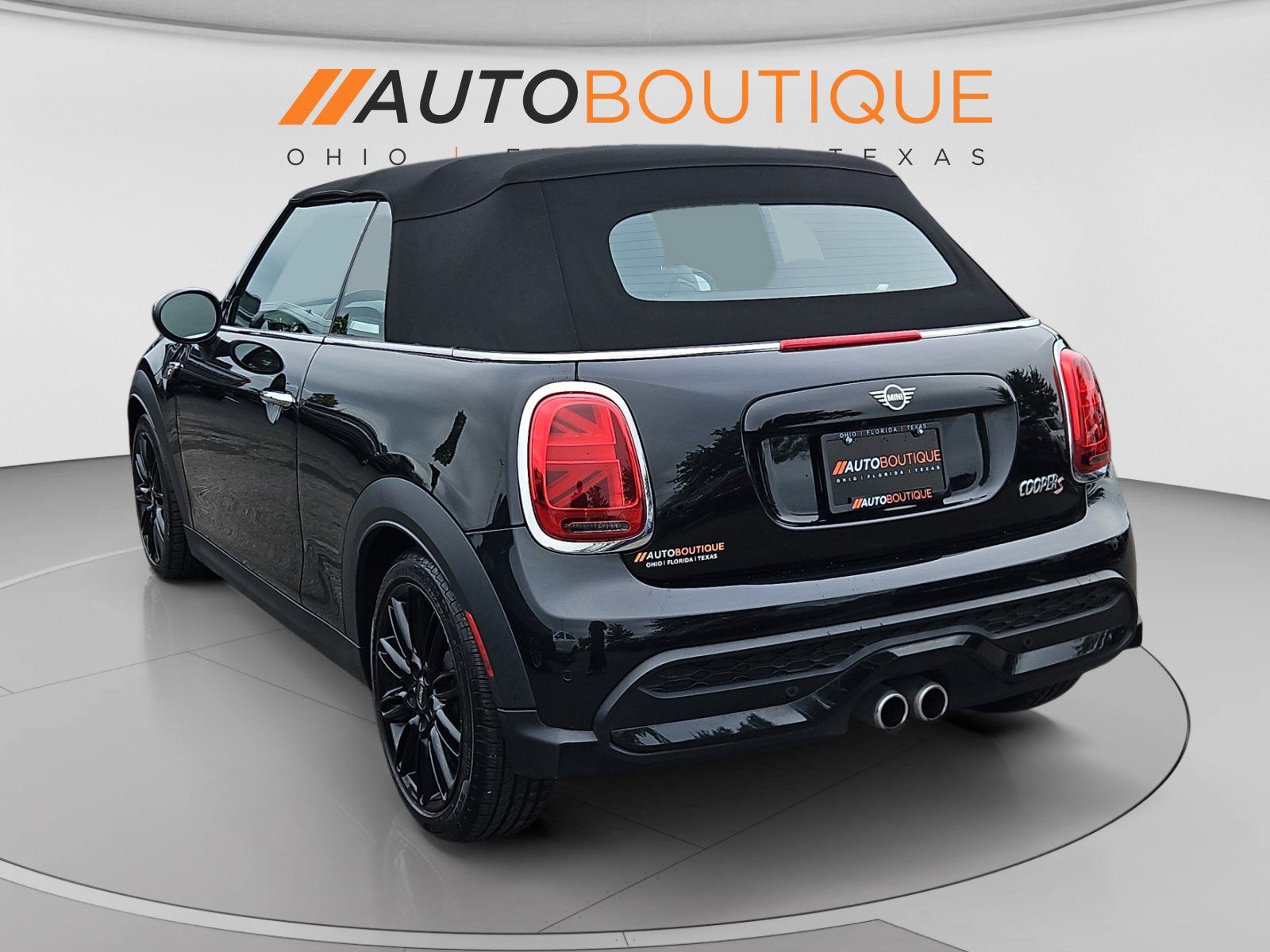 Used 2024 MINI Cooper S FWD image 3