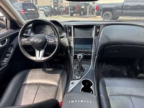 Used 2018 INFINITI Q50 Luxe RWD image 17