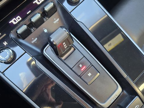 Used 2021 Porsche 911 Carrera w/ Premium Package image 26