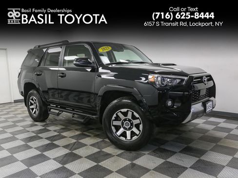 Used 2023 Toyota 4Runner TRD Off-Road Premium image 1