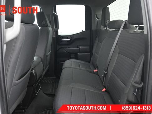 Used 2022 Chevrolet Silverado 1500 Custom AWD/4WD image 10