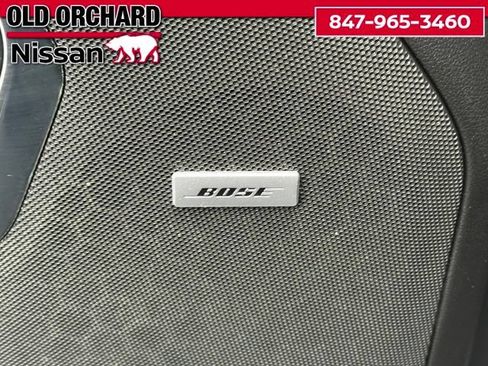 Used 2022 Chevrolet Suburban LT AWD/4WD image 10