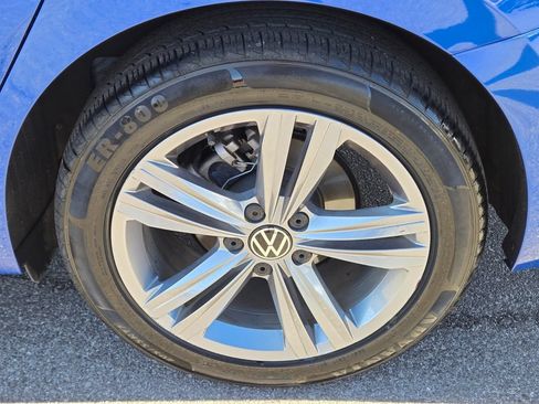 Used 2024 Volkswagen Jetta SE FWD image 11