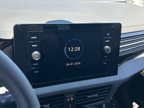 New 2026 Volkswagen Jetta SE FWD image 26