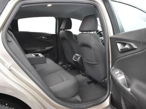 Used 2024 Chevrolet Malibu LT image 12