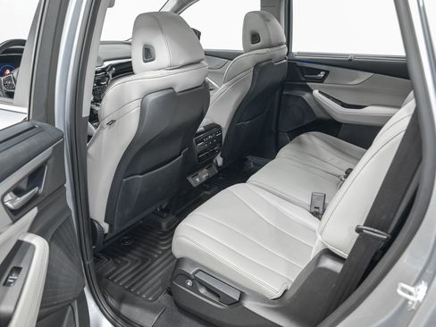 Used 2022 Acura MDX SH-AWD w/ Technology Package image 29