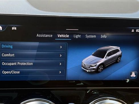 Used 2024 Mercedes-Benz GLB 250 GLB 250 image 41