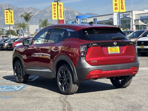 New 2026 Nissan Kicks SR image 2