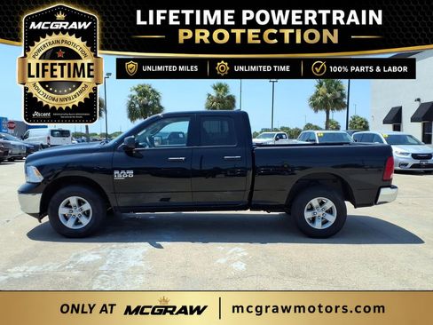 Used 2024 RAM 1500 Classic SLT AWD/4WD image 3
