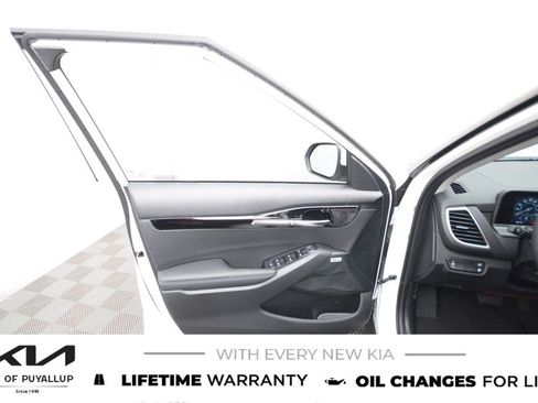 New 2026 Kia Seltos SX image 9