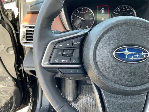 Used 2025 Subaru Outback Touring w/ Popular Package #2 image 17