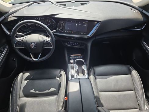 Used 2021 Buick Envision Essence w/ Sport Touring Package FWD image 9