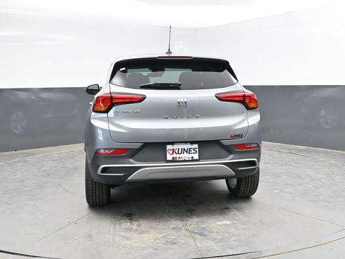 Used 2025 Buick Encore GX Preferred AWD/4WD image 6