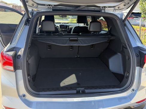 Used 2024 Chevrolet Equinox RS image 24