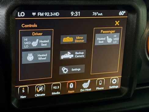 Used 2021 Jeep Gladiator Mojave w/ Dual Top Group AWD/4WD image 12