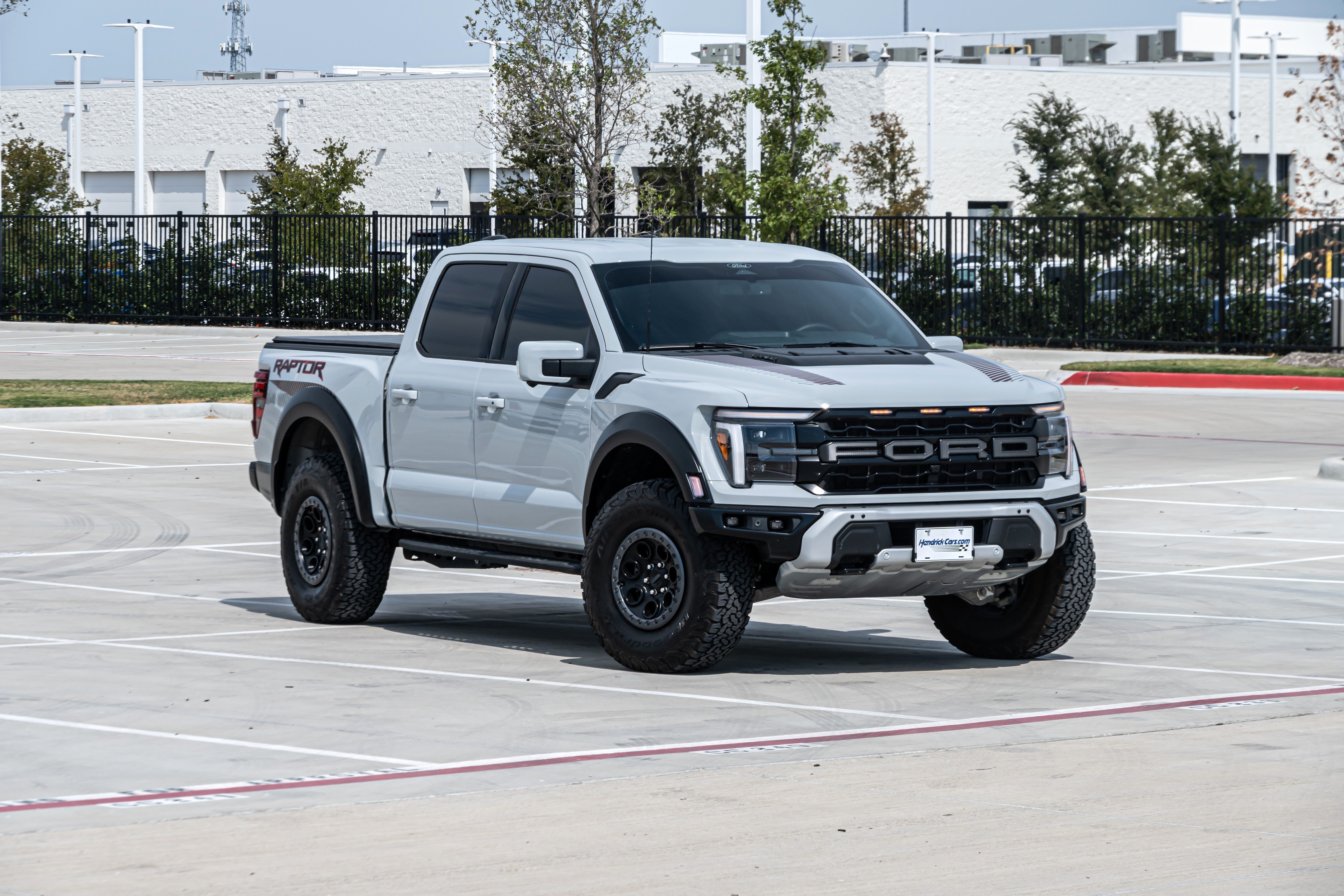 Used 2026 Ford F150 Raptor AWD/4WD image 2
