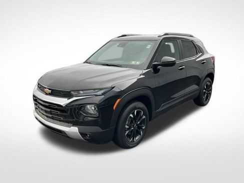 Certified 2023 Chevrolet TrailBlazer LT w/ Convenience Package image 3