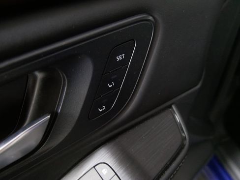 Used 2023 Nissan Rogue SL AWD/4WD image 18
