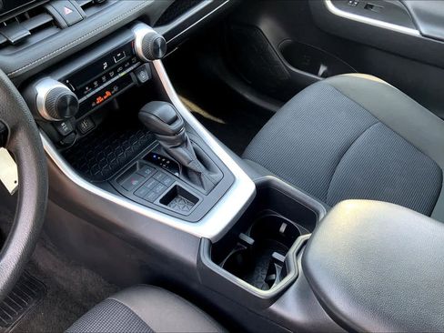 Used 2024 Toyota RAV4 LE image 16