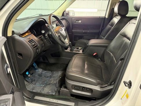 Used 2019 Ford Flex Limited w/ Equipment Group 303A AWD/4WD image 13