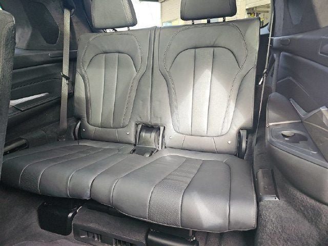Used 2020 BMW X7 M50i AWD/4WD image 36