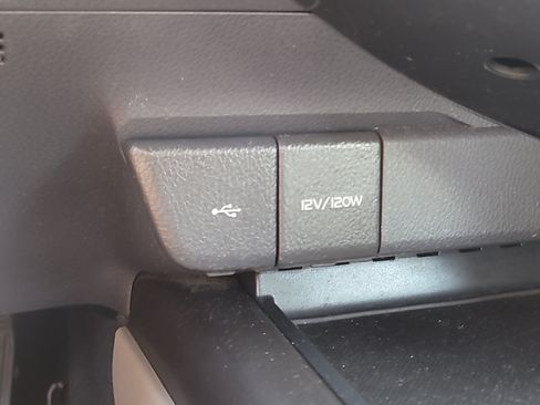 Used 2024 Toyota Camry LE FWD image 25