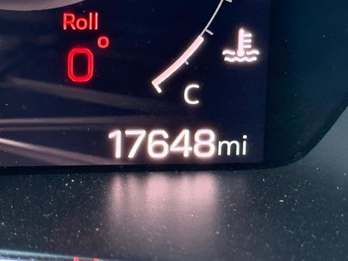 Used 2023 GMC Canyon Denali image 12