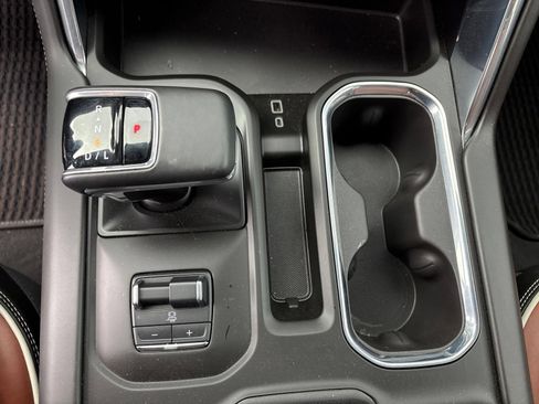 Used 2025 GMC Sierra 1500 Denali Ultimate AWD/4WD image 19